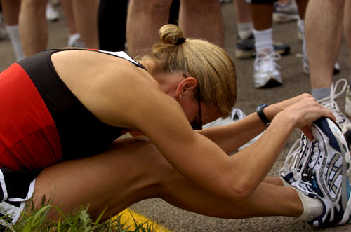 runner stretching